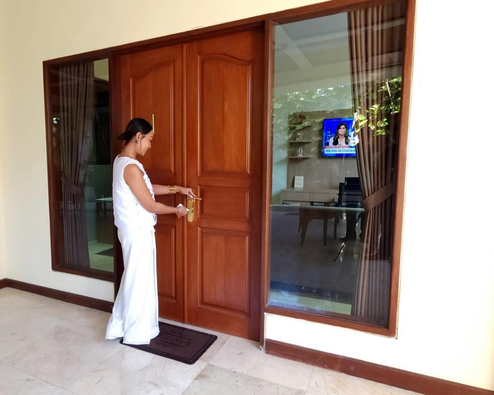 Bali Emerald Apartments Sanur  Exterior photo